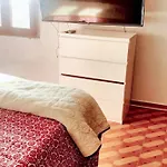 Welcoming House With Sea View In Corme-porto