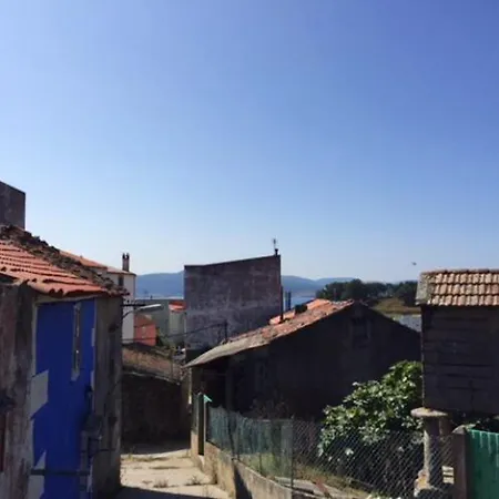 Дом отдыха Welcoming House With Sea View In Corme-porto *