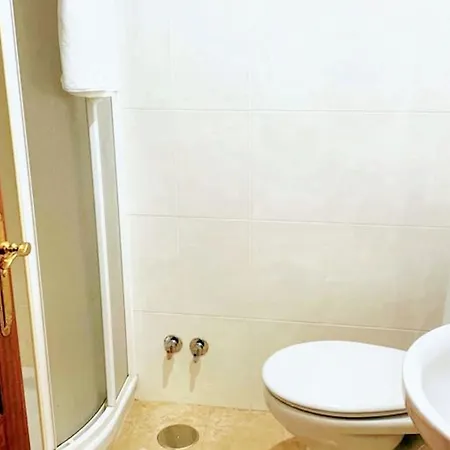 Welcoming House With Sea View In Corme-porto *