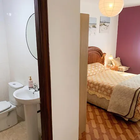 Welcoming House With Sea View In Corme-porto