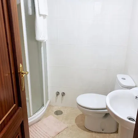 Welcoming House With Sea View In Corme-porto * Corme