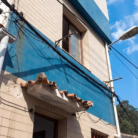 Welcoming House With Sea View In Corme-porto
