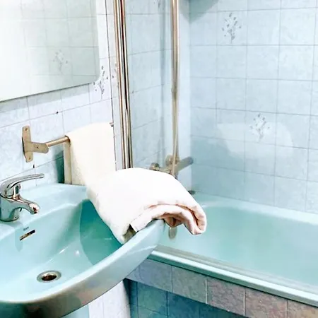 Welcoming House With Sea View In Corme-porto 펜션