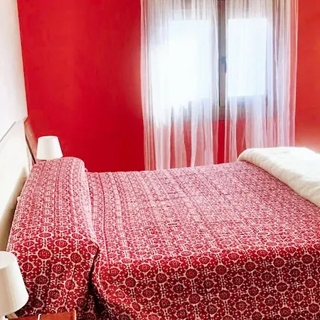 펜션 Welcoming House With Sea View In Corme-porto *