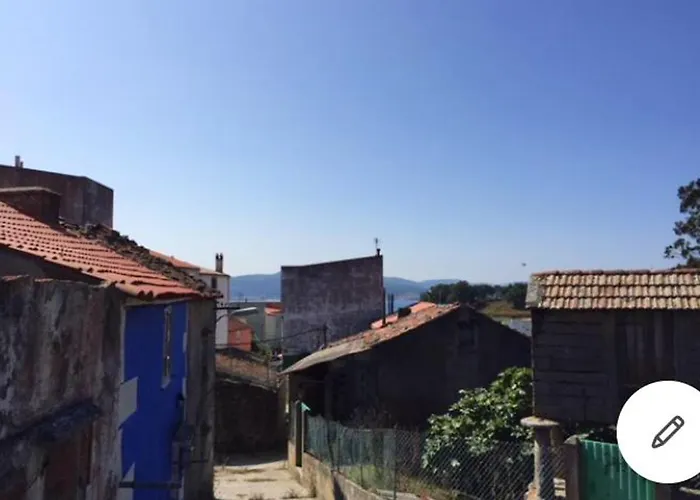 בית נופש Welcoming House With Sea View In Corme-porto *